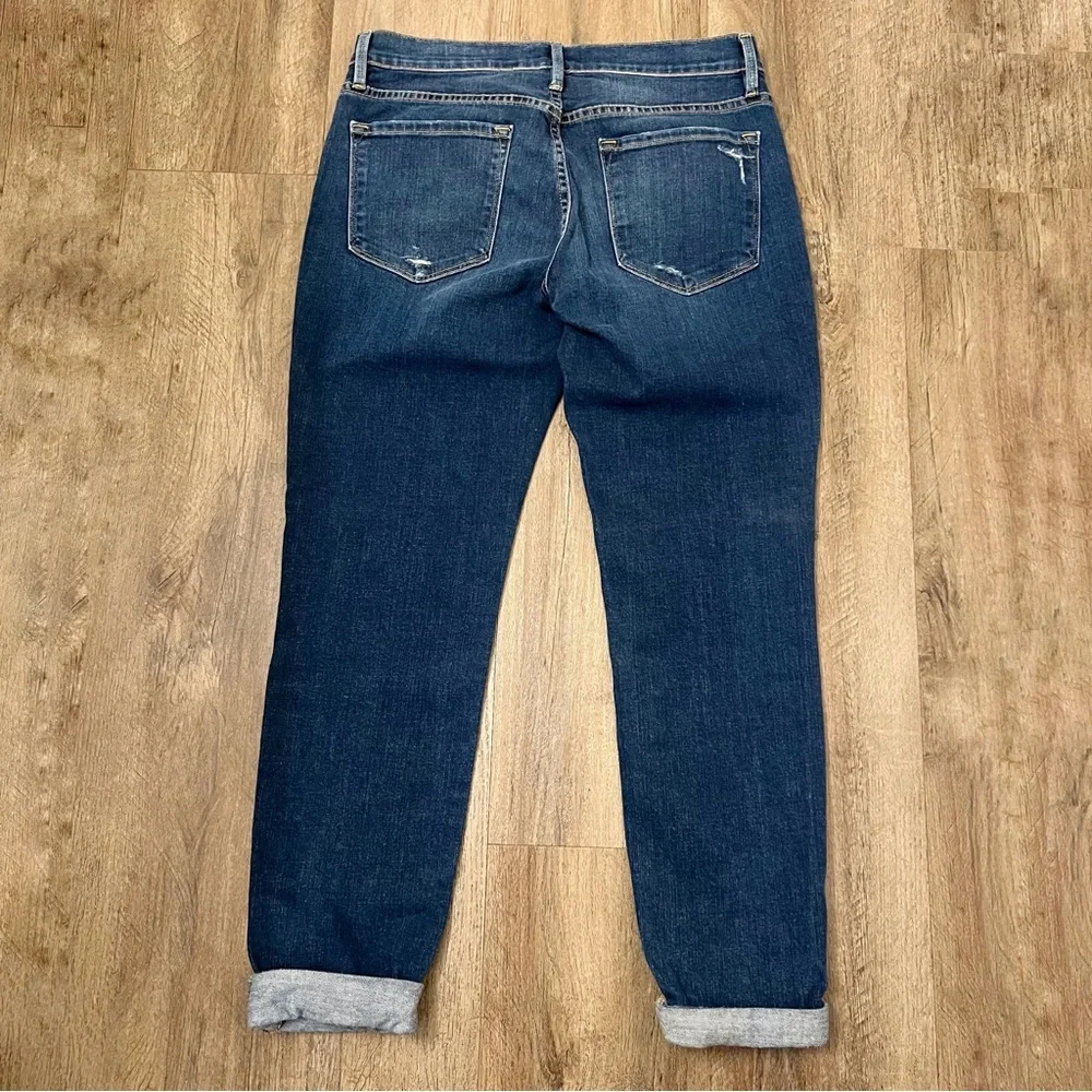 FRAME Le Garcon Mid Rise Distressed Slim Boyfriend Jeans in Azure‎ Size 27
